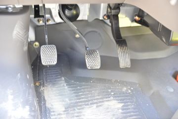 ���� ��� 1.6L 122���� 2.7�׵�������΢��(����)(KMC1033Q340D6)ͼƬ