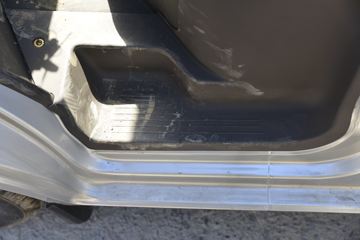 ���� ��� 1.6L 122���� 2.7�׵�������΢��(����)(KMC1033Q340D6)ͼƬ