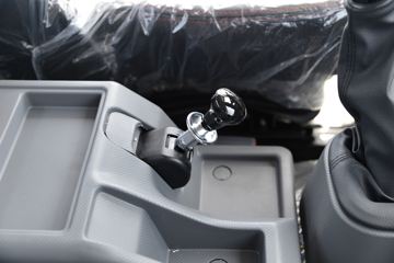 ���� ����˹V8 170���� 5.48���Ű���ʽ�ػ���(HFC5140XXYP61K1D7S)ͼƬ