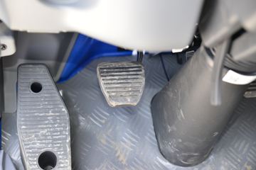 ���� ����˹V8 170���� 5.48���Ű���ʽ�ػ���(HFC5140XXYP61K1D7S)ͼƬ