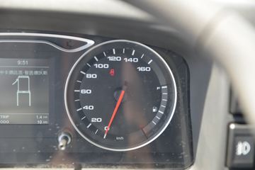 ���� ����˹V8 170���� 5.48���Ű���ʽ�ػ���(HFC5140XXYP61K1D7S)ͼƬ