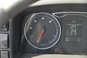 ���� ����˹V8 170���� 5.48���Ű���ʽ�ػ���(HFC5140XXYP61K1D7S)ͼƬ