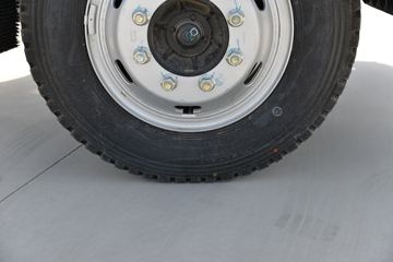 ���� ����˹V8 170���� 5.48���Ű���ʽ�ػ���(HFC5140XXYP61K1D7S)ͼƬ