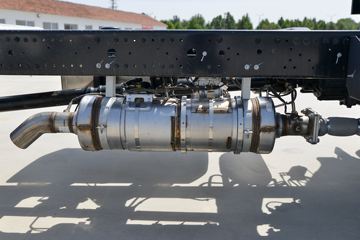 ���� ����˹V8 170���� 5.48���Ű���ʽ�ػ���(HFC5140XXYP61K1D7S)ͼƬ