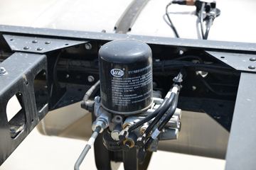 ���� ����˹V8 170���� 5.48���Ű���ʽ�ػ���(HFC5140XXYP61K1D7S)ͼƬ