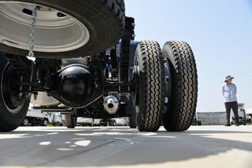 ���� ����˹V8 170���� 5.48���Ű���ʽ�ػ���(HFC5140XXYP61K1D7S)ͼƬ