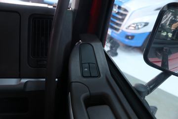 �������� ����H7 400���� 6X4 ��϶�����ж��ͼƬ