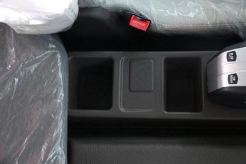 �������� ����H7 400���� 6X4 ��϶�����ж��ͼƬ