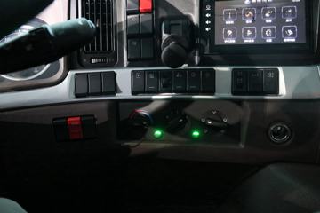 �������� ����H7 400���� 6X4 ��϶�����ж��ͼƬ