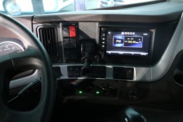�������� ����H7 400���� 6X4 ��϶�����ж��ͼƬ