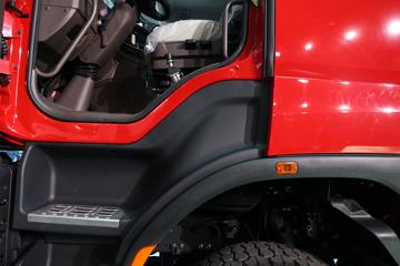�������� ����H7 400���� 6X4 ��϶�����ж��ͼƬ