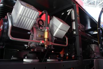 �������� ����H7 400���� 6X4 ��϶�����ж��ͼƬ