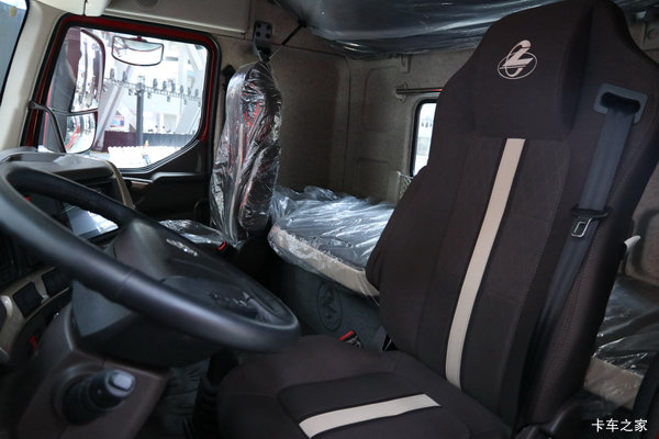 乘龙H7牵引车亳州市火热促销中 让利高达2.3万