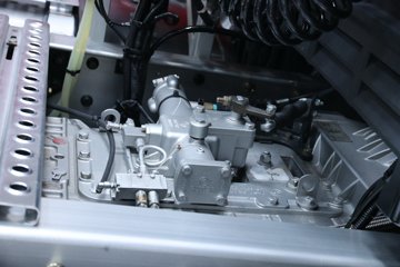 �������� ����H7 �������� 510���� 6X4 ǣ����ͼƬ