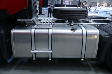 �������� ����H7 �������� 510���� 6X4 ǣ����ͼƬ