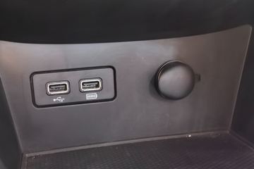 ������ 2021�� ���� 2.0T���� 190���� ���� 8���Զ� ˫��Ƥ��(����)ͼƬ