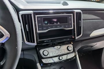 ������ 2021�� ���� 2.0T���� 190���� ���� 8���Զ� ˫��Ƥ��(����)ͼƬ