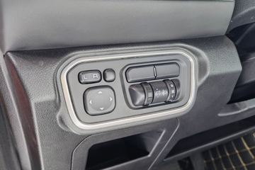 ������ 2021�� ���� 2.0T���� 190���� ���� 8���Զ� ˫��Ƥ��(����)ͼƬ