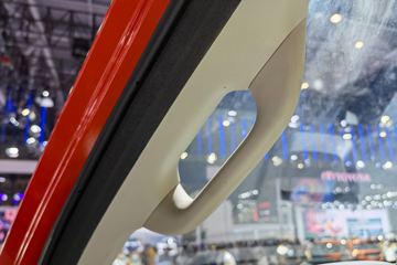 ������ 2021�� ���� 2.0T���� 190���� ���� 8���Զ� ˫��Ƥ��(����)ͼƬ