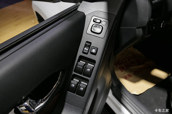 Ŀǰ��3.0T �￧���￧H�ֶ���������� ������ 