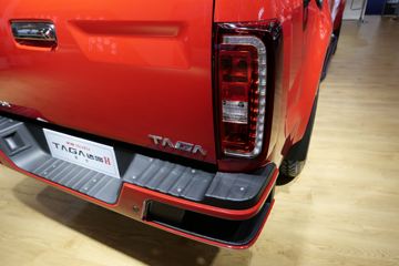 ������ʮ�� �￧TAGA H 2021�� �������� ��׼��� 1.8T���� 231���� ���� ˫��Ƥ��(����)ͼƬ