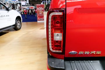 ������ʮ�� �￧TAGA H 2021�� �������� ��׼��� 1.8T���� 231���� ���� ˫��Ƥ��(����)ͼƬ