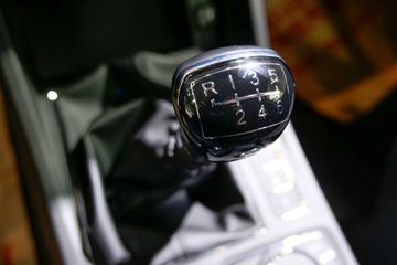 ������ʮ�� �￧TAGA H 2021�� �������� ��׼��� 1.8T���� 231���� ���� ˫��Ƥ��(����)ͼƬ