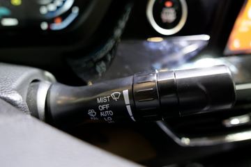 ������ʮ�� �￧TAGA H 2021�� �������� ��׼��� 1.8T���� 231���� ���� ˫��Ƥ��(����)ͼƬ