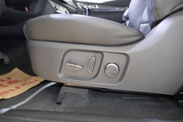 ������ʮ�� �￧TAGA H 2021�� �������� ��׼��� 1.8T���� 231���� ���� ˫��Ƥ��(����)ͼƬ