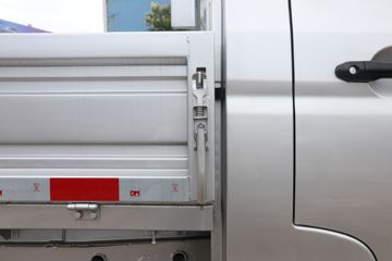 �� T30 ������ 1.5L 102���� ���� 2.7�׵�������΢��(����)(JKC1030DS6BL5)ͼƬ