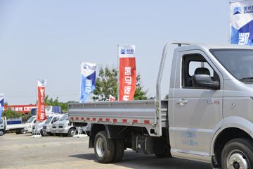 ���� ��� 1.6L 122���� 3.7�׵�������΢��(����)(KMC1033Q360D6)ͼƬ