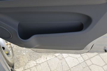 ���� ��� 1.6L 122���� 3.7�׵�����ʽ΢��(����)ͼƬ