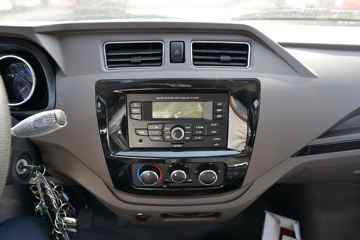 ���� ��� 1.6L 122���� 3.7�׵�����ʽ΢��(����)ͼƬ