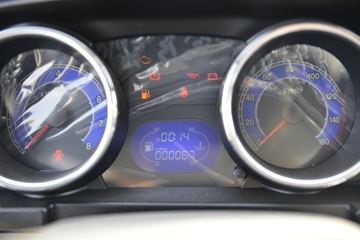 ���� ��� 1.6L 122���� 3.7�׵�����ʽ΢��(����)ͼƬ