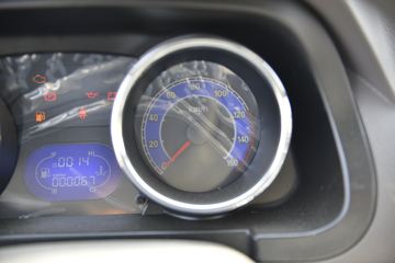 ���� ��� 1.6L 122���� 3.7�׵�����ʽ΢��(����)ͼƬ