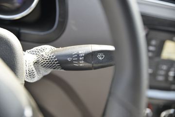 ���� ��� 1.6L 122���� 3.7�׵�����ʽ΢��(����)ͼƬ