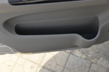 ���� ��� 1.6L 122���� 3.7�׵�����ʽ΢��(����)ͼƬ