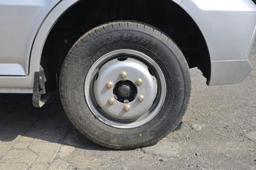 ���� ��� 1.6L 122���� 3.7�׵�����ʽ΢��(����)(KMC5033XXYQ360D6)ͼƬ