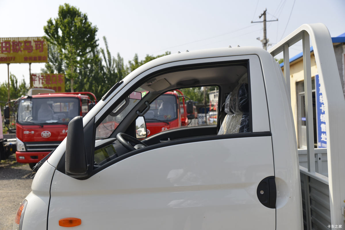 �������� ��X1 2.0L 133���� ���� 4X2 3.95�׵�������΢��(����)(KMC1039QA318D6)���                                                