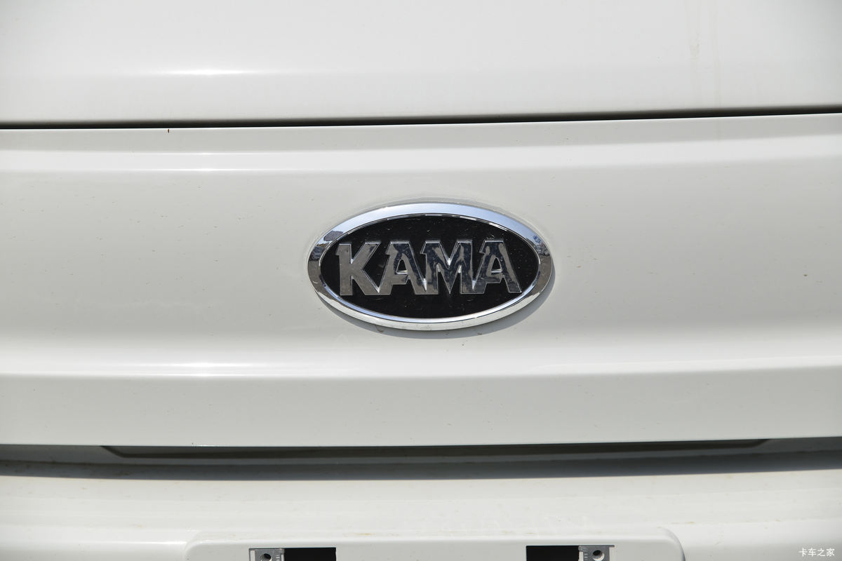 �������� ��X1 2.0L 133���� ���� 4X2 3.95�׵�������΢��(����)(KMC1039QA318D6)���                                                