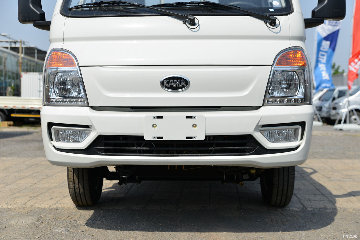 �������� ��X1 2.0L 133���� ���� 4X2 3.95�׵�������΢��(����)(KMC1039QA318D6)���                                                