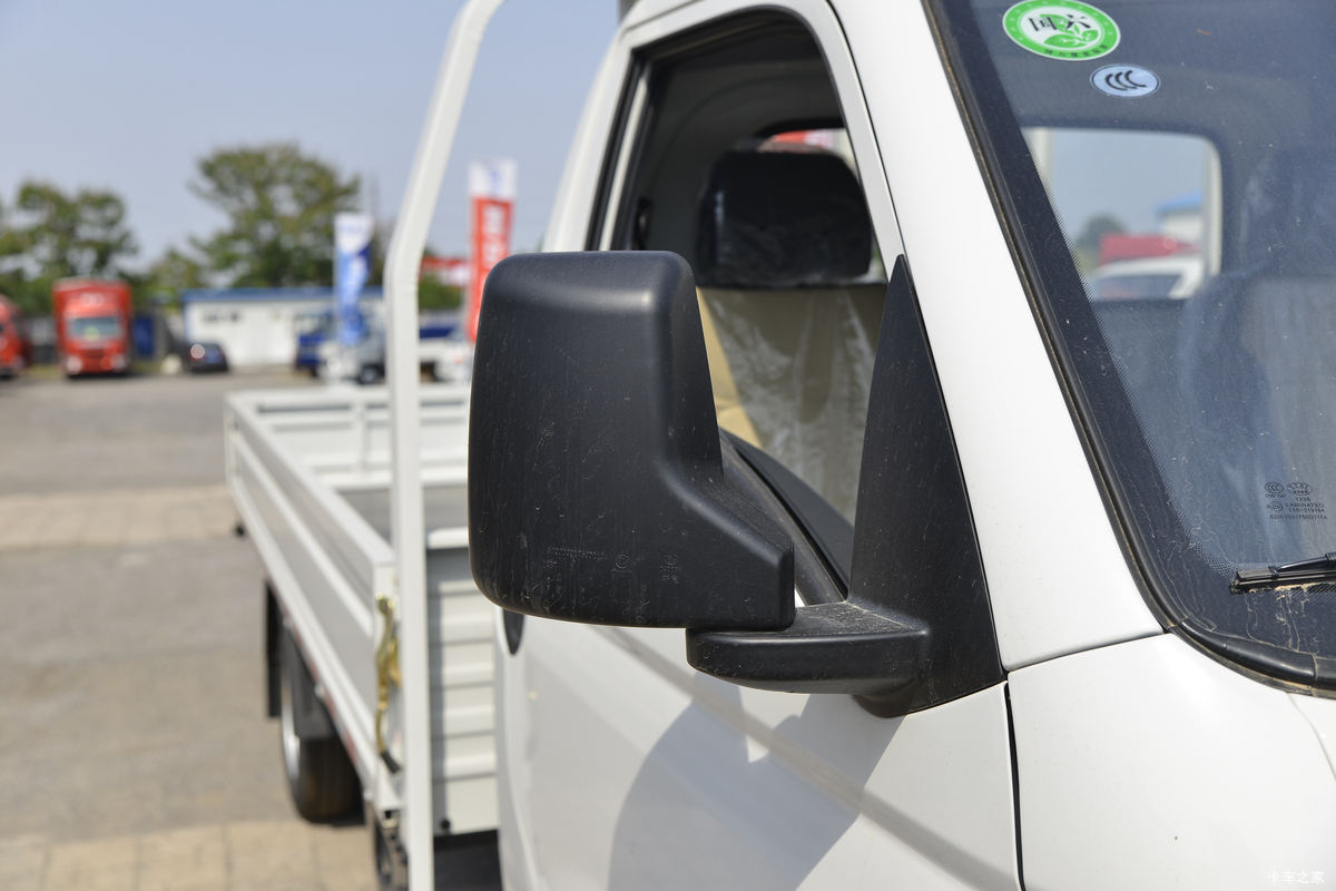 �������� ��X1 2.0L 133���� ���� 4X2 3.95�׵�������΢��(����)(KMC1039QA318D6)���                                                