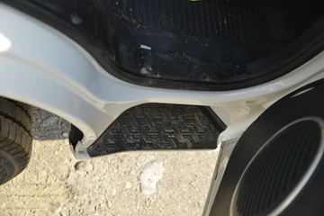 �������� ��X1 2.0L 133���� ���� 4X2 3.95�׵�������΢��(����)ͼƬ