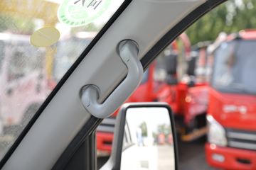 �������� ��X1 2.0L 133���� ���� 4X2 3.95�׵�������΢��(����)ͼƬ