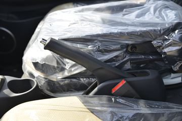 �������� ��X1 2.0L 133���� ���� 4X2 3.95�׵�������΢��(����)ͼƬ