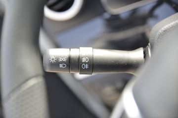 �������� ��X1 2.0L 133���� ���� 4X2 3.95�׵�������΢��(����)ͼƬ