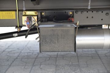 �������� ��X1 2.0L 133���� ���� 4X2 3.95�׵�������΢��(����)ͼƬ