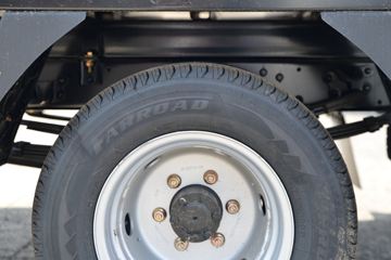 �������� ��X1 2.0L 133���� ���� 4X2 3.95�׵�������΢��(����)ͼƬ