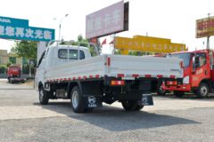 凯马 锐航X1 1.5L 113马力 汽油 3.95米单排栏板微卡(国六)(KMC1031QH318D6)