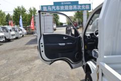 凯马 锐航X1 1.5L 113马力 汽油 3.95米单排栏板微卡(国六)(KMC1031QH318D6)